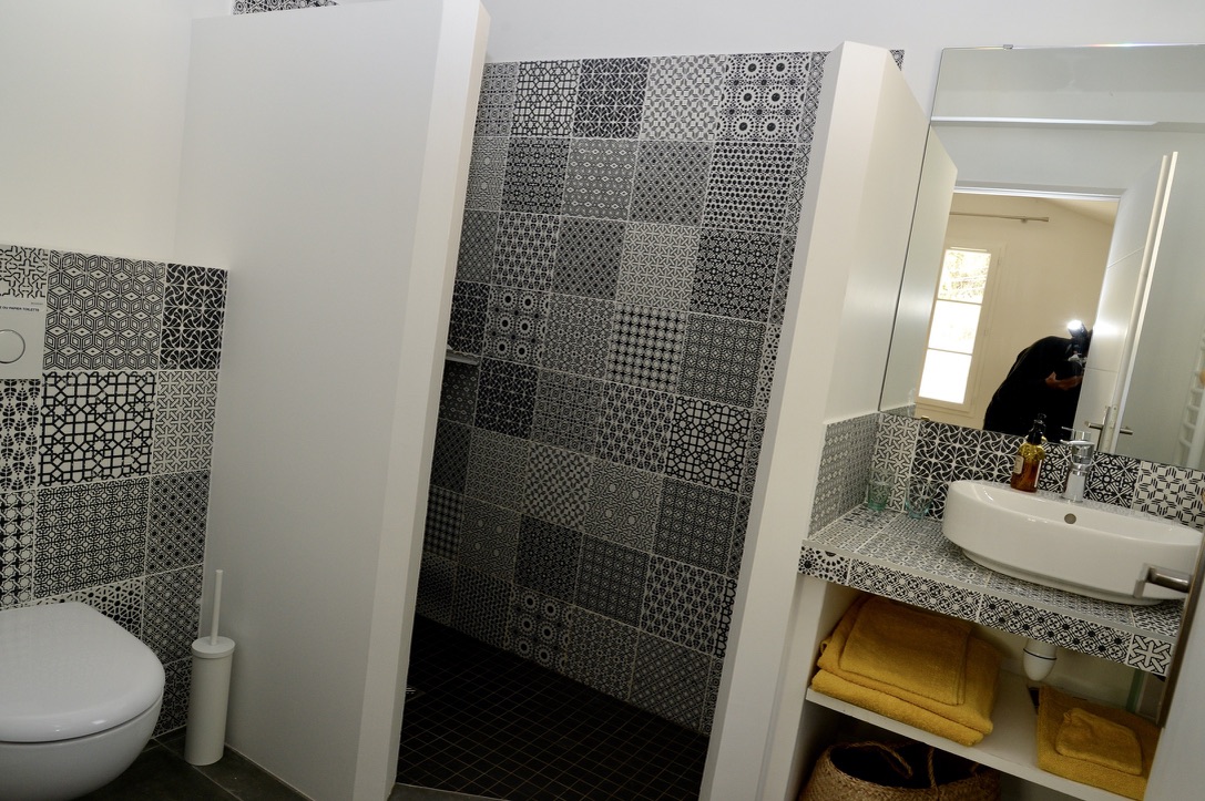 Les Petits Arbousiers, Vauvenargues - photo 16