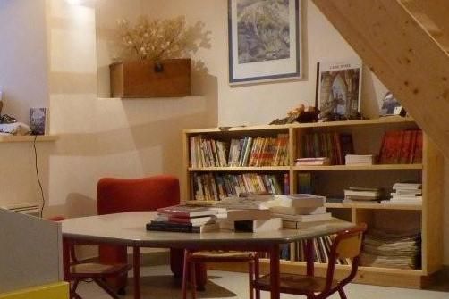 bibliothèque de Saint-Nicolas