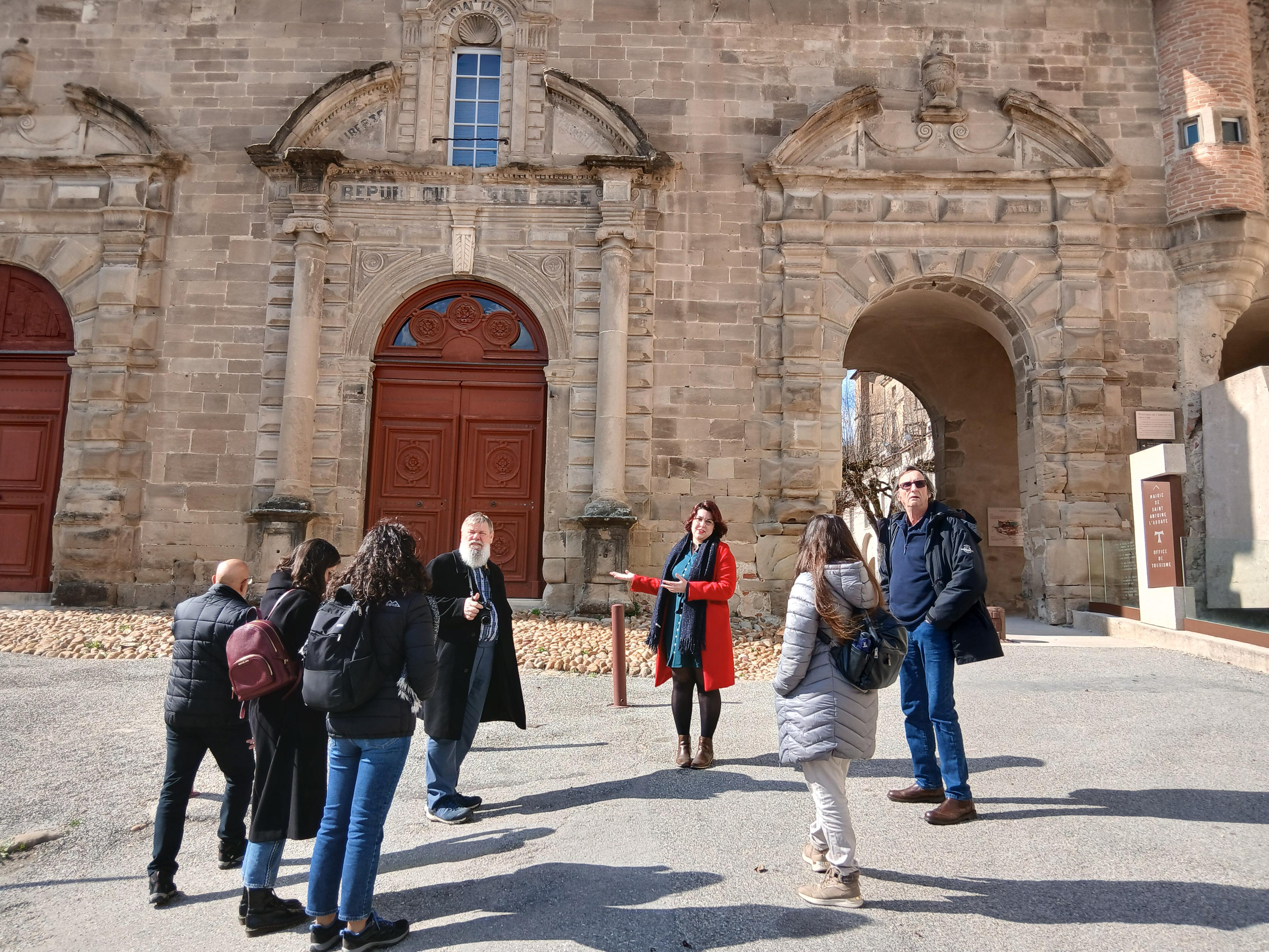 Visites guidées de Saint-Antoine-l'Abbaye | Eglise et Trésor