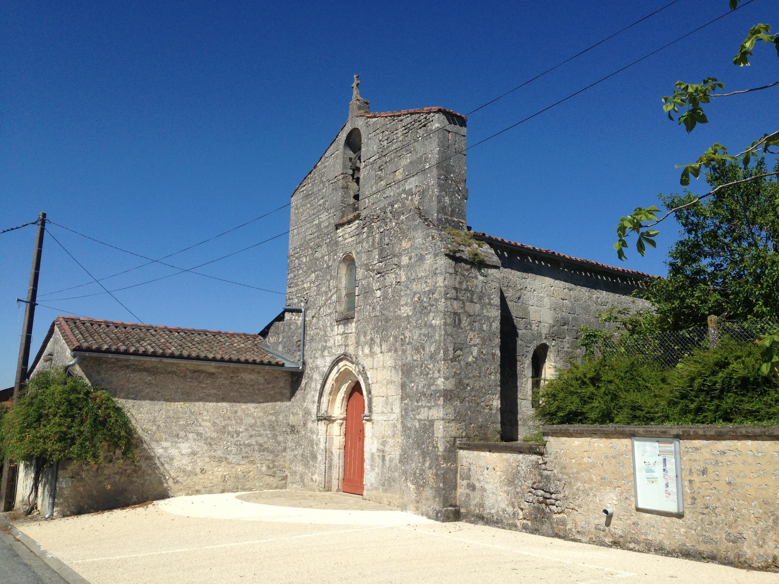 Visite estivale du bourg de Saint-Amant de Nouère