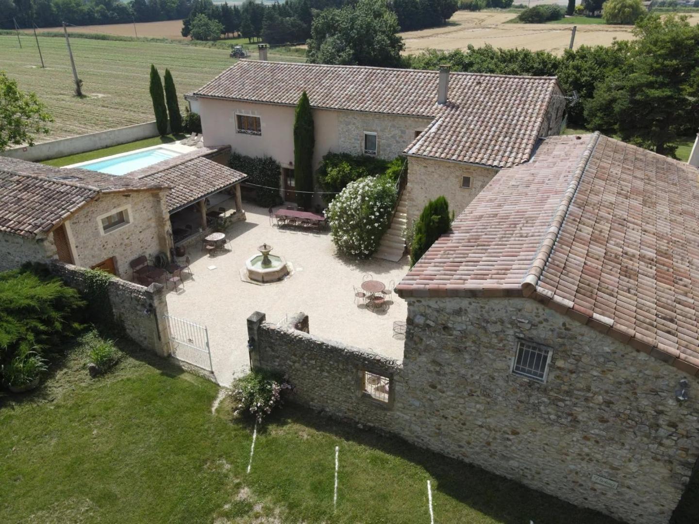 Bienvenue à la Casa !