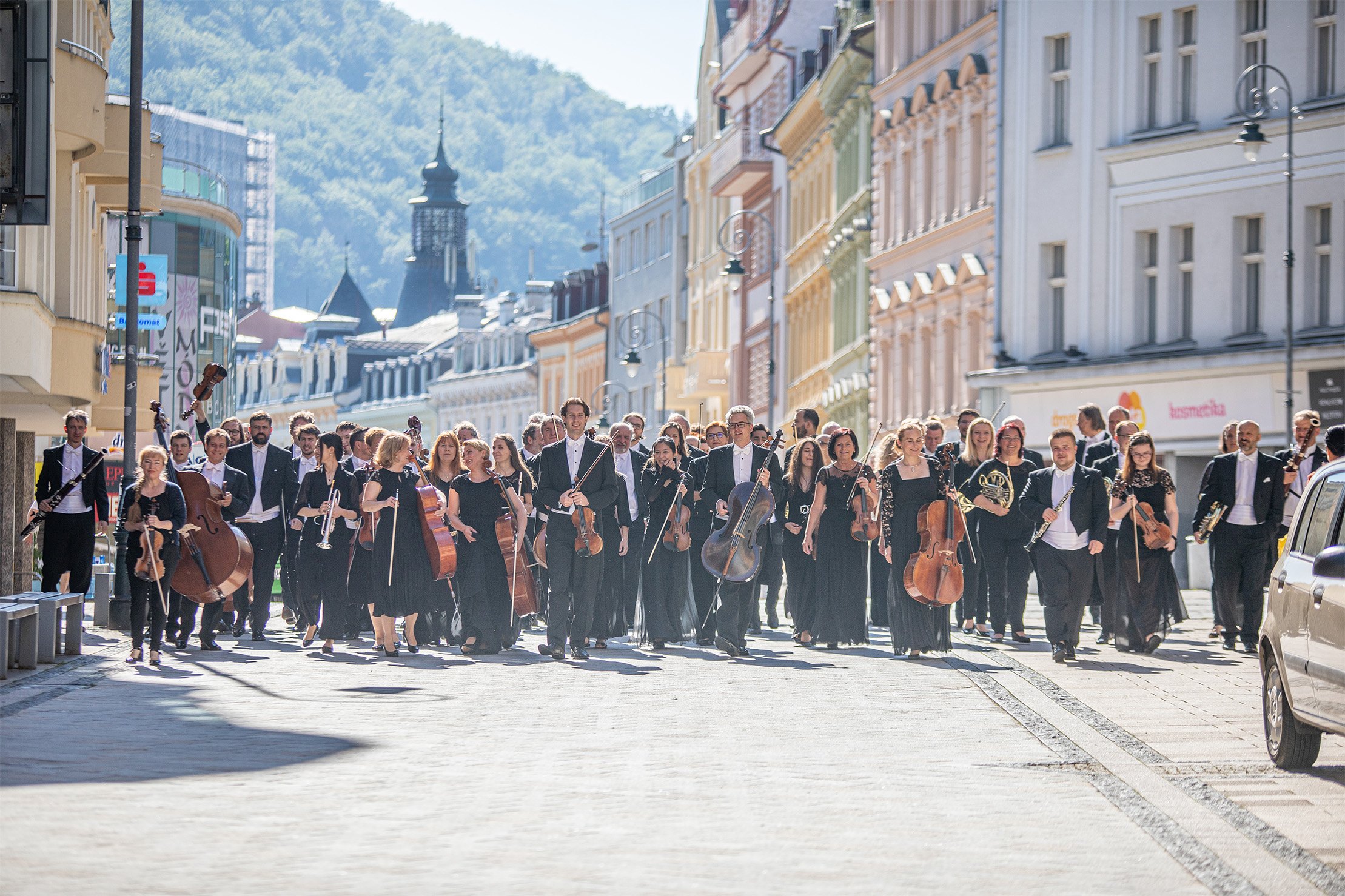 KARLOVY VARY ET LE CINÉMA - LES LÉGENDES DU CINÉMA EN MUSIQUE - ORCHESTRE SYMPHONIQUE DE KARLOVY VARY