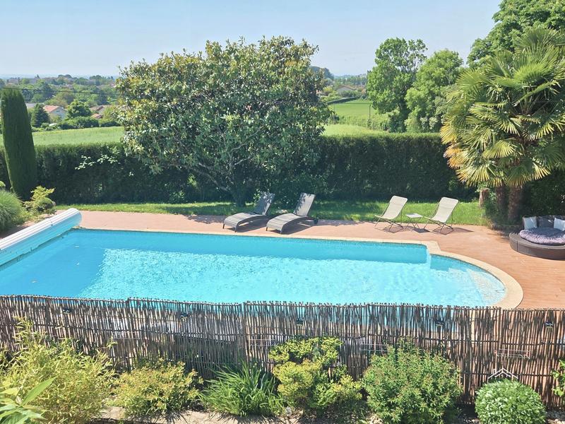 Fontaine de Jouvence Extérieurs