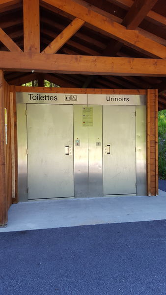 Toilettes publiques Lormay