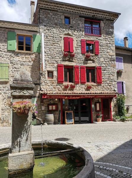 Restaurant de l'Auberge de Montpezat_Montpezat-sous-Bauzon