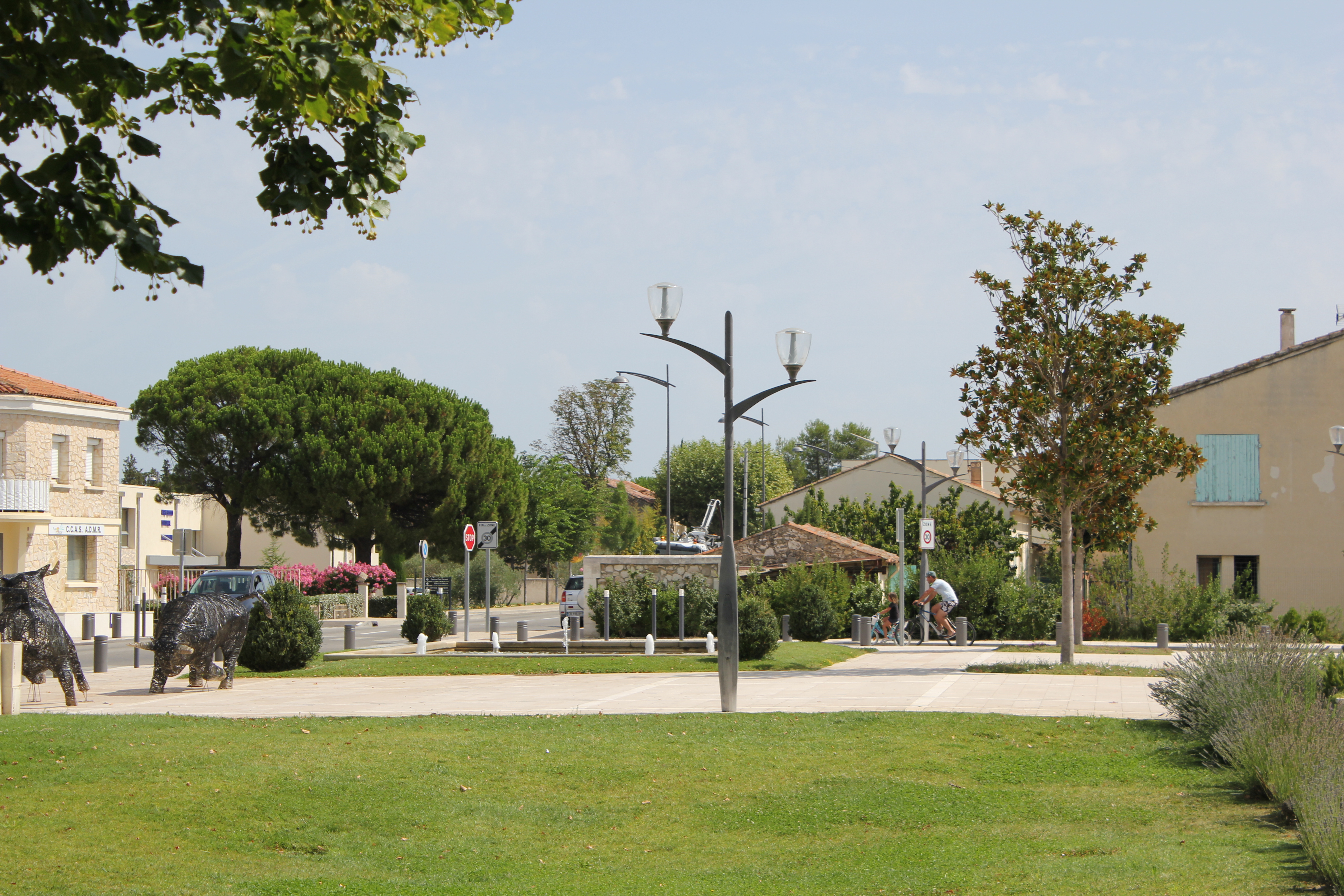 Bouches-du-Rhône en Paysages : Plan d'Orgon, un carrefour d'autrefois