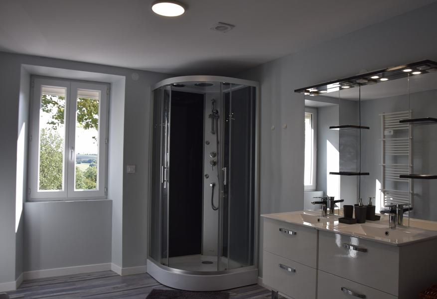salle de bain chez Marlène et Pierre