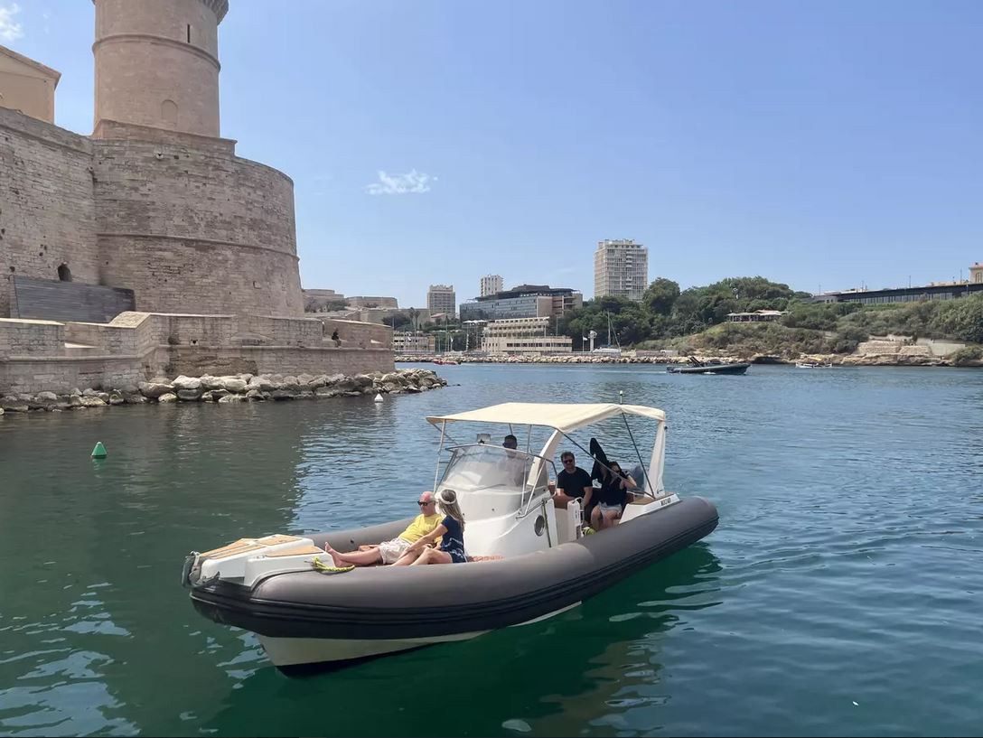 Calanques of Marseille Tour — photo 2