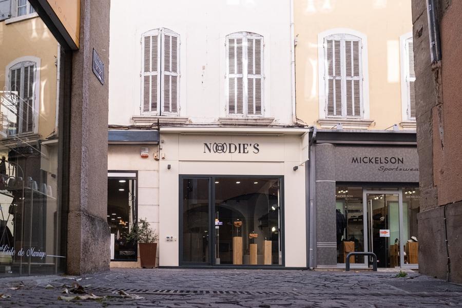 Visite de l'atelier de maroquinerie de Tine Collard - Journées Européennes des Métiers d'Art_Romans-sur-Isère