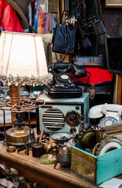 Brocante - Vide Grenier Pinsot