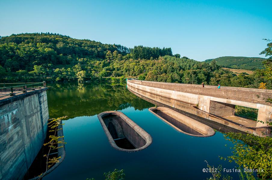 Dans les Entraillles du Barrage de JOUX