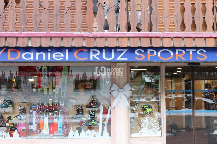 Daniel Cruz Sports –  Linga