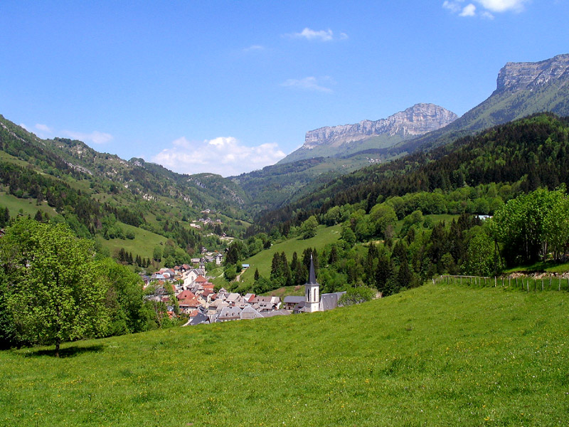 Visite du village avec Perrine_Saint-Pierre-d'Entremont