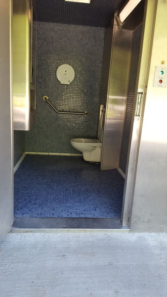 Toilettes publiques Lormay