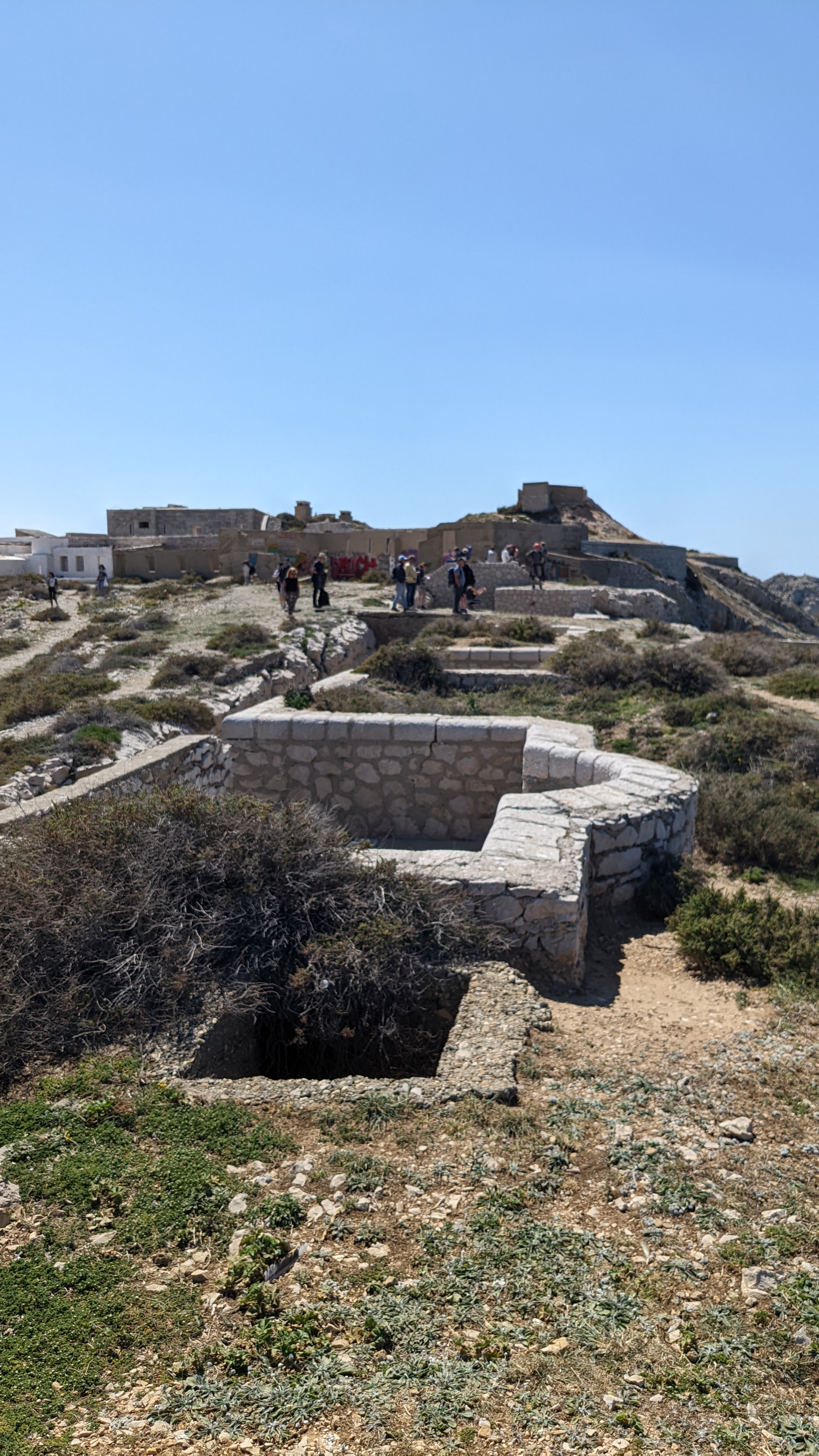 Randonnée au Frioul sur l'île de Ratonneau