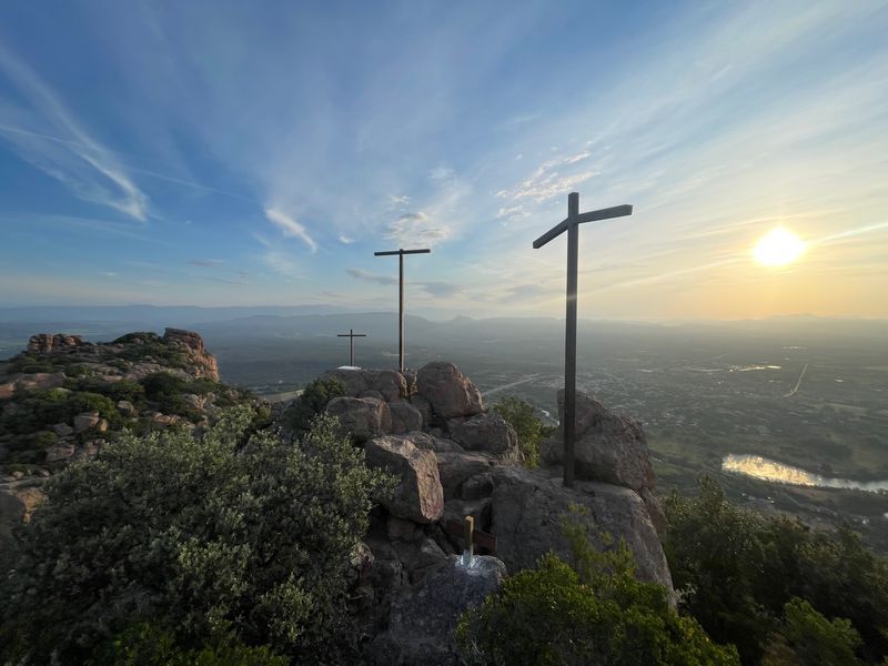 Trois Croix Rocher