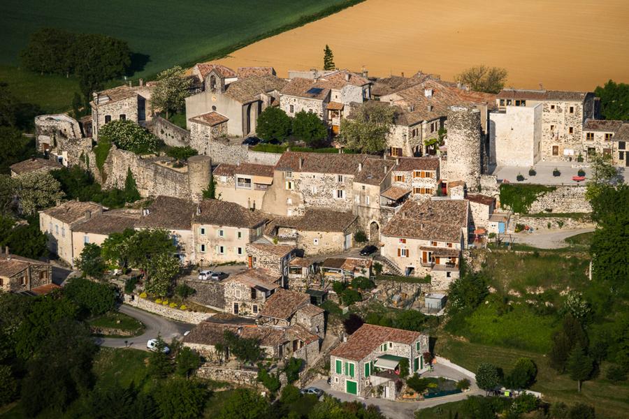 Saint-Vincent-de-Barrès, vue aérienne