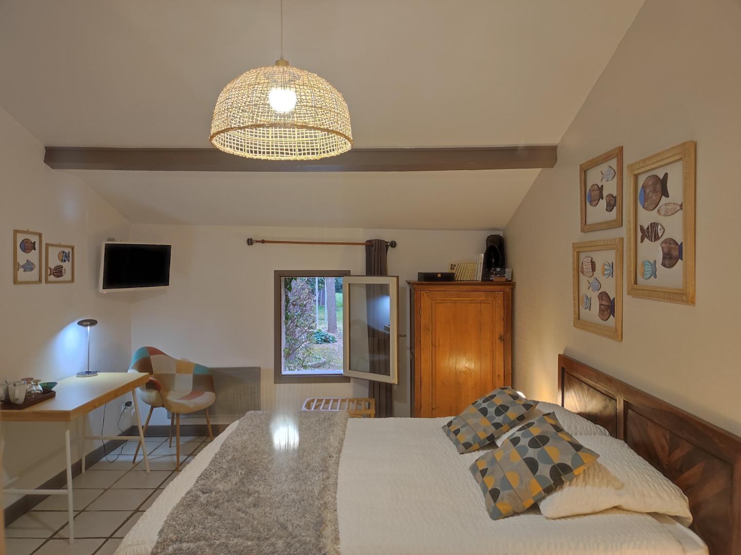 Le Mas des Aludes, La Destrousse - photo 27