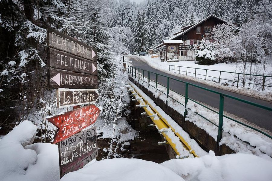 A travers les alpages - randonnée raquettes pays d'Evian