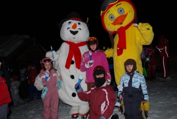 Descente aux flambeaux des enfants