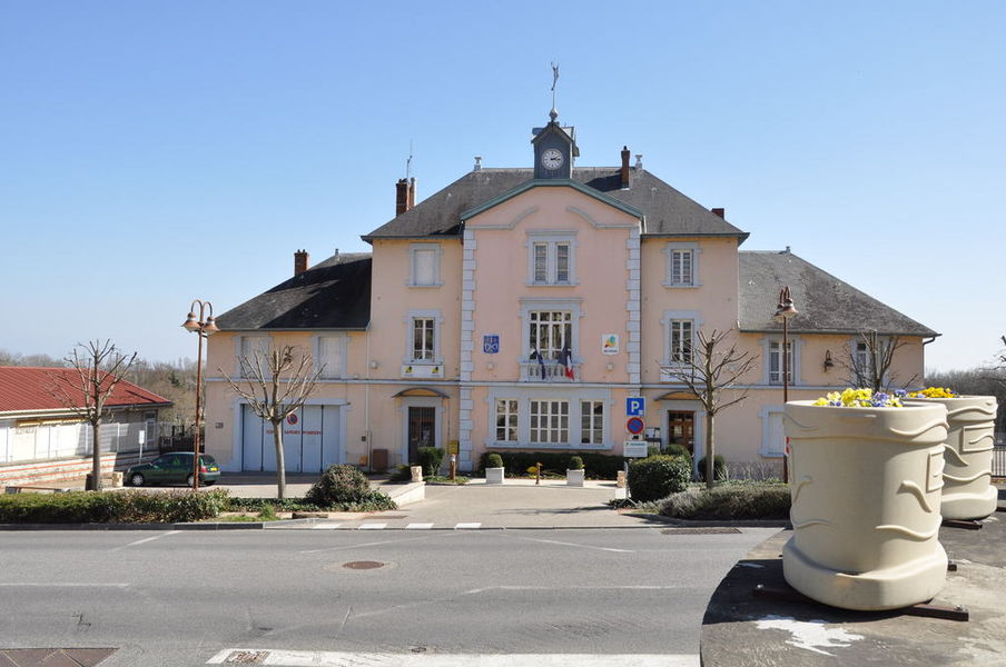 Mairie Neyron