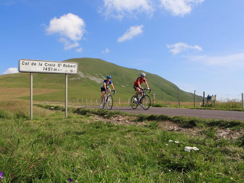 Cyclotourisme : montée de la Croix St Robert
