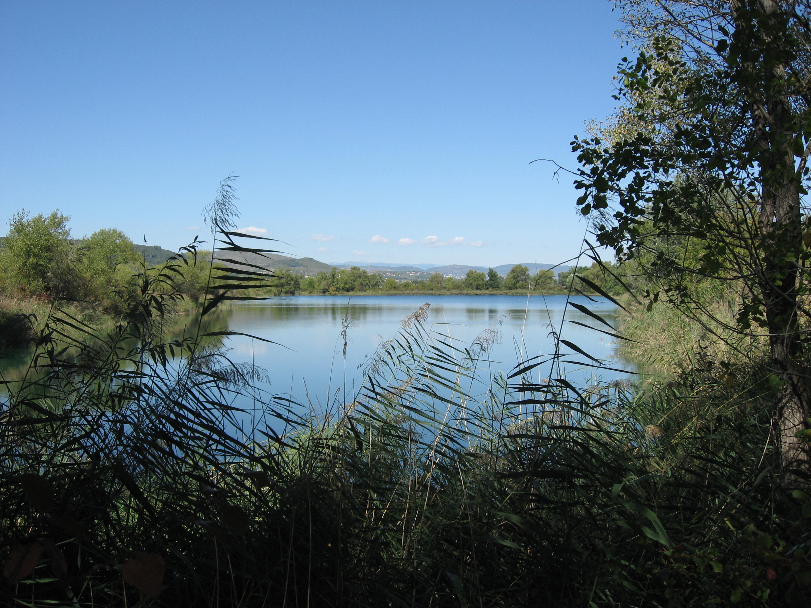 Lac De L Aillade Beaumont De Pertuis Les 7 Lacs (Beaumont-de-Pertuis) | Provence-Alpes-Côte d'Azur Tourisme