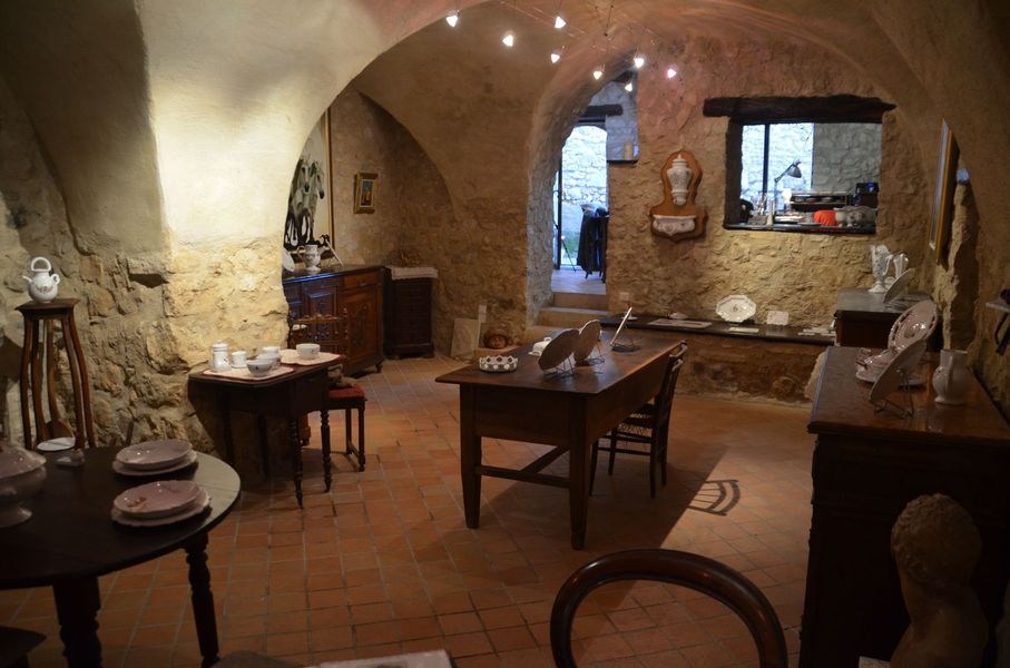 Nicole de la Bastide