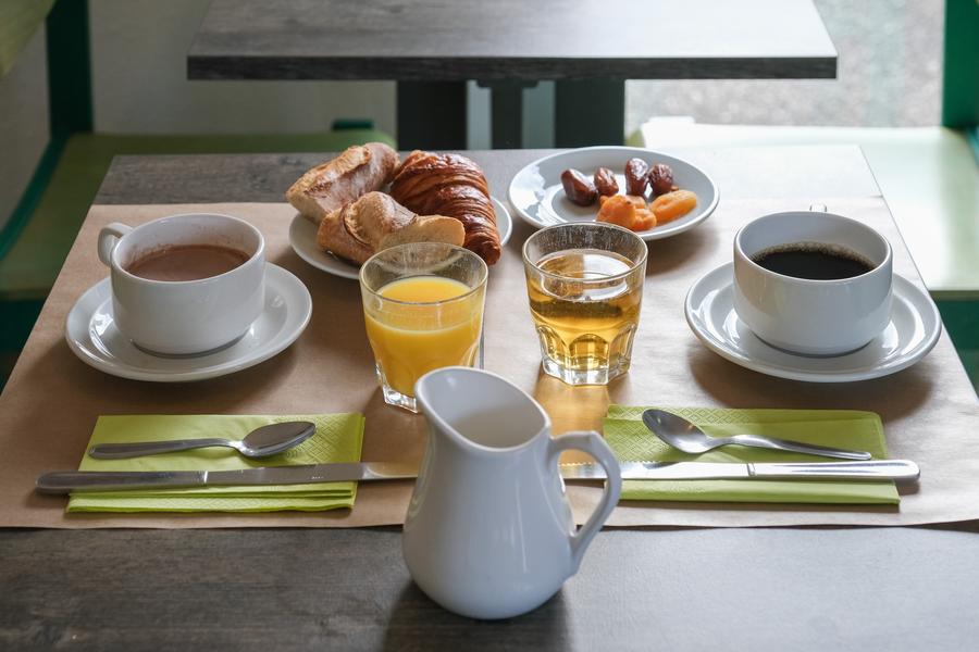 Petit déjeuner