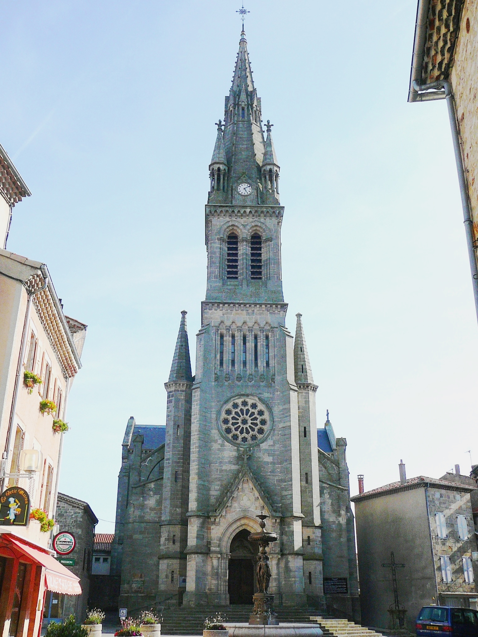 L'église du Sacré-Cœur à Vernoux-en-Vivarais