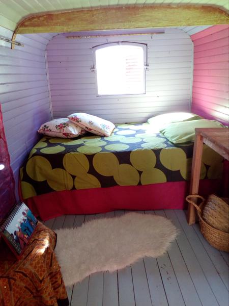scoot nomad roulotte tzigane interieur scoot nomad roulotte tzigane interieur