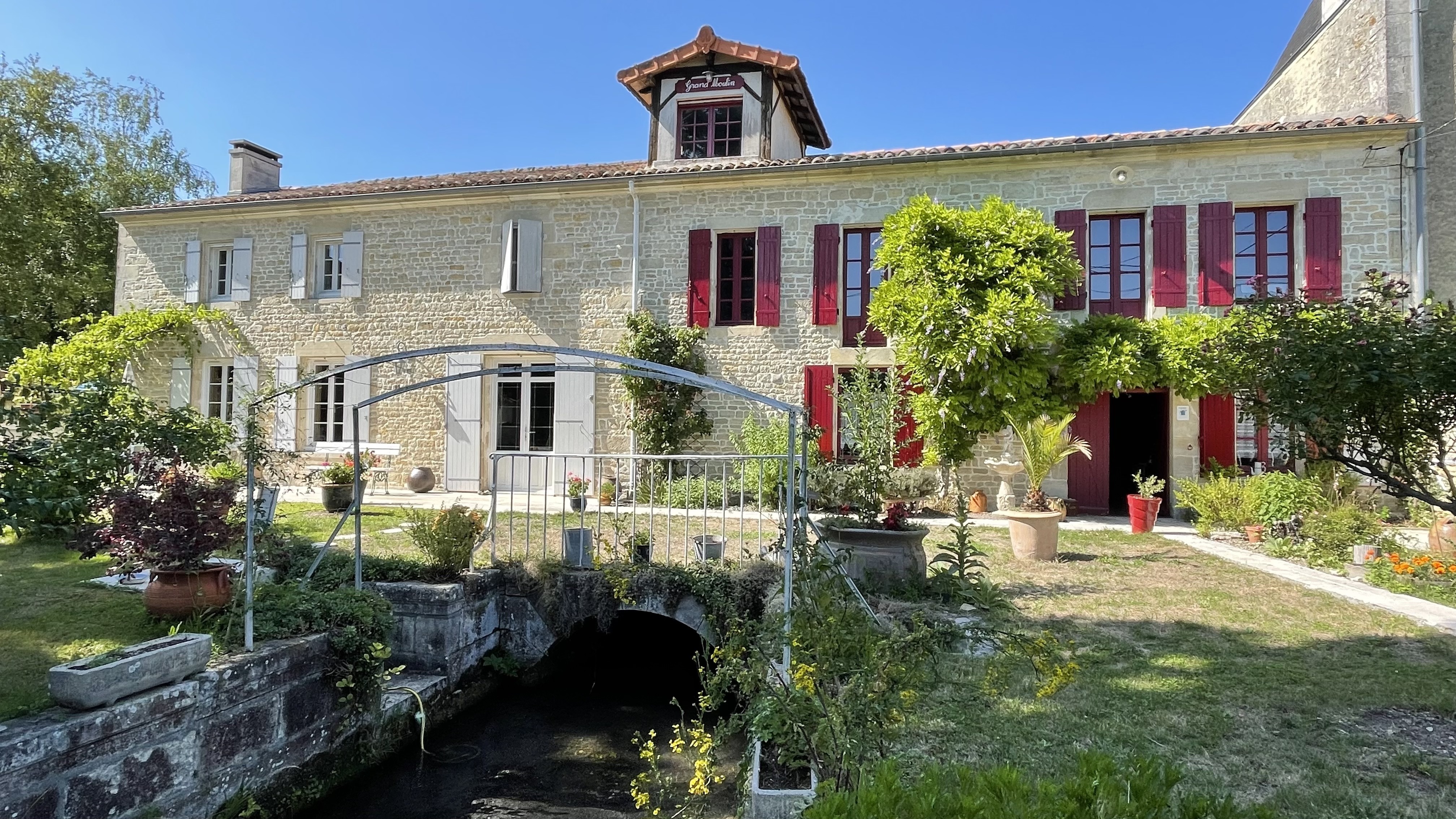 Moulin à eau -  Aujac