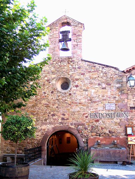 Chapelle Place Perrin exposition