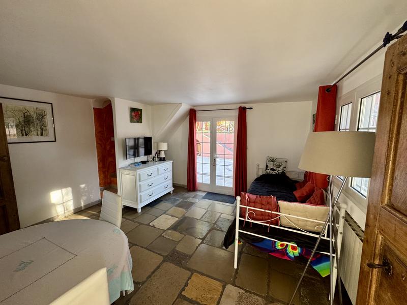 Entrée du petit mas niçois 