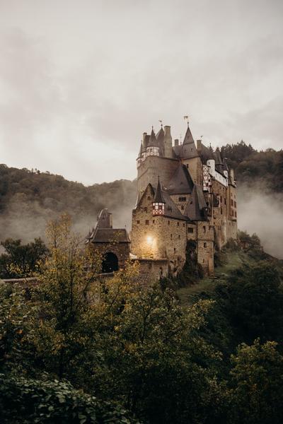 Halloween - Le Château des Damnés - interdit - 14 ans