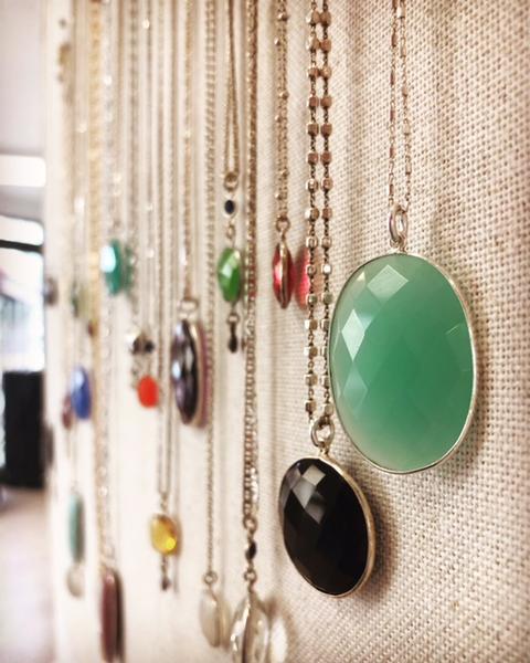 Bijoux de haute fantaisie 