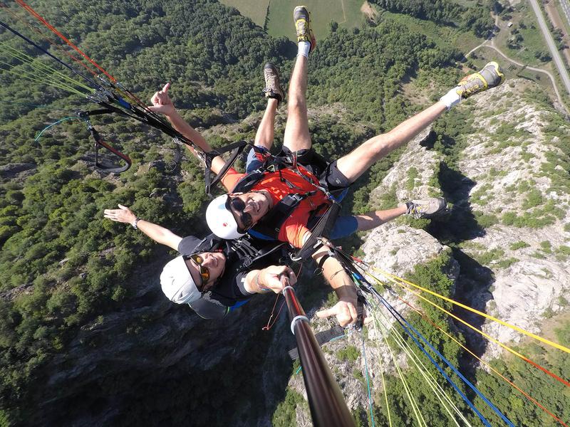 Selfie en vol biplace parapente