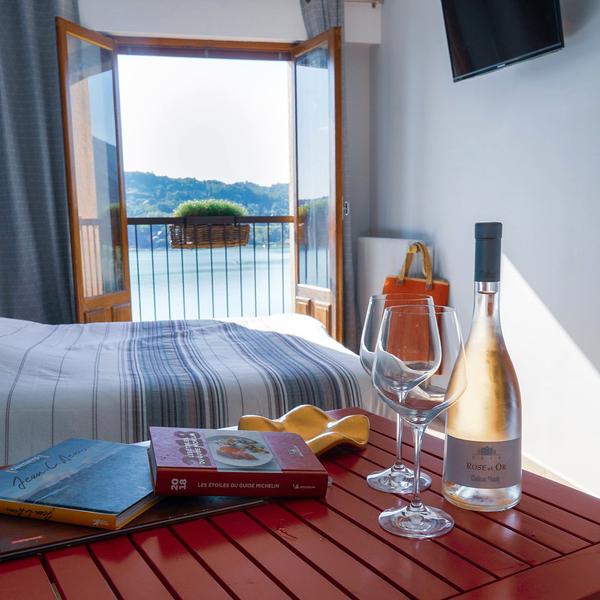 La Villa Ginette Chambre au lac La Villa Ginette Chambre au lac