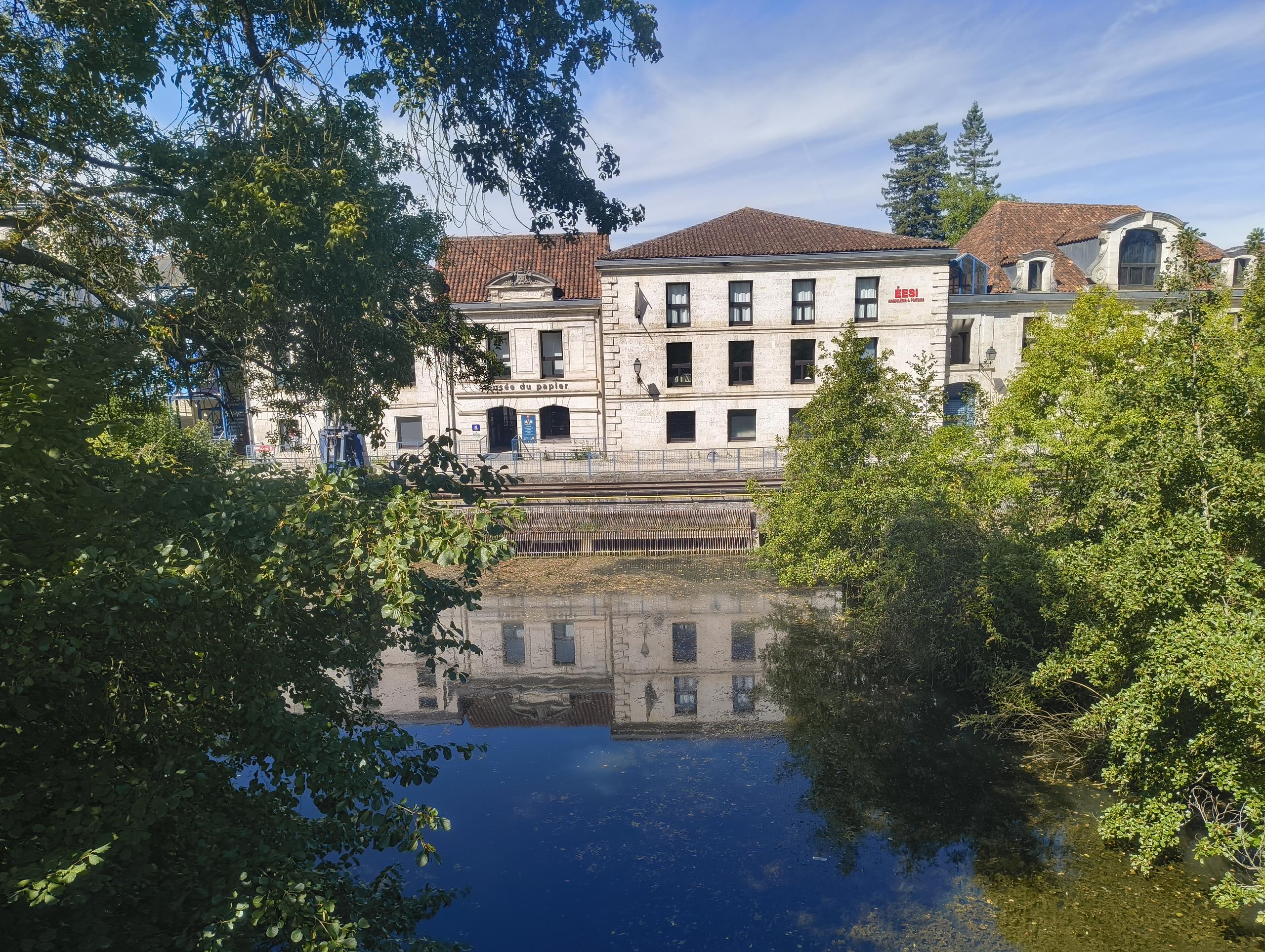 Atelier - Montre de papier