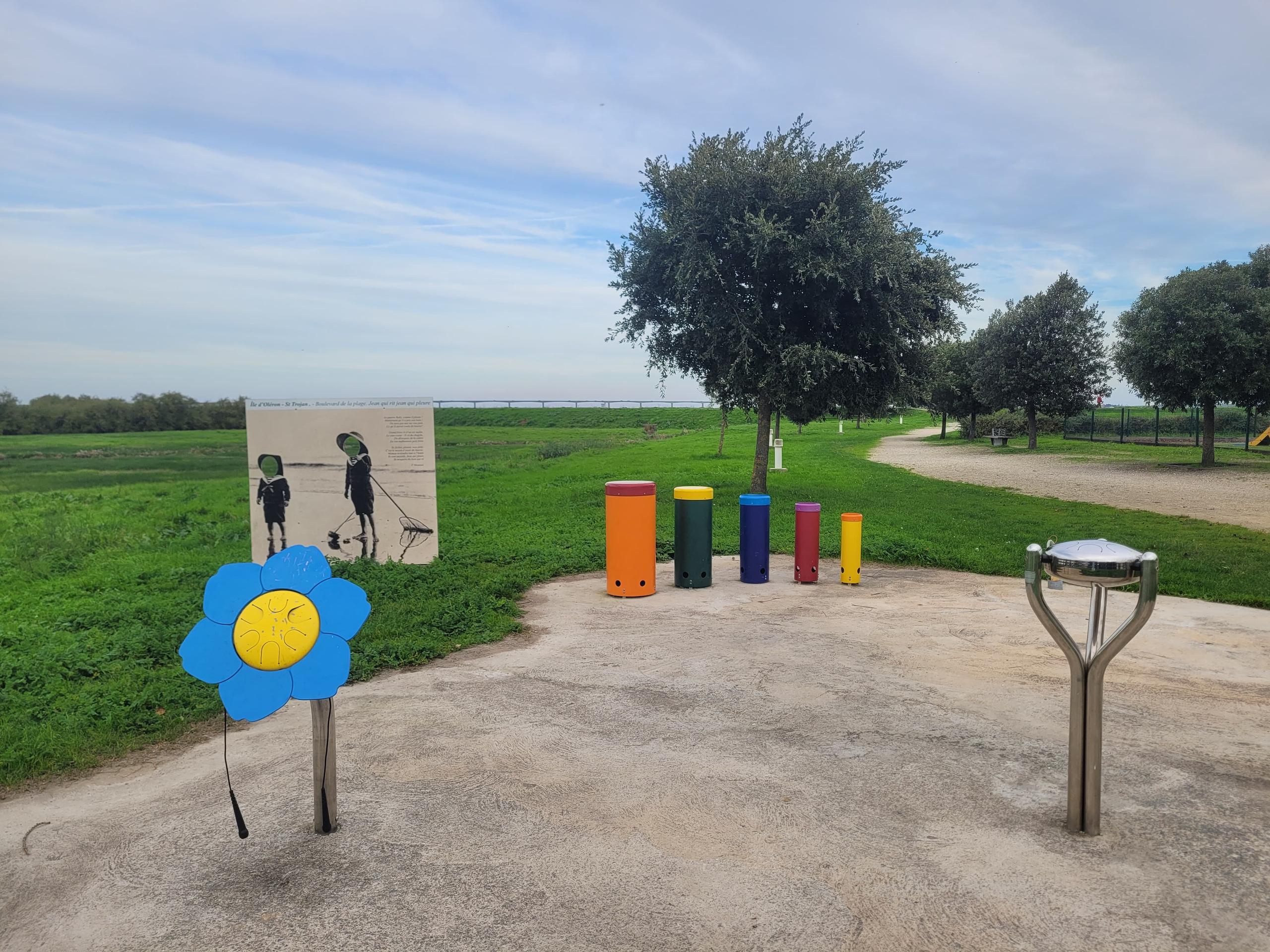 Aire de jeux sensorielle musicale