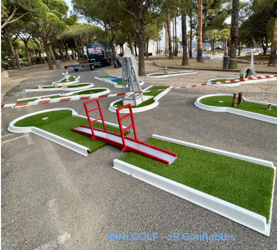 Le Noël Gourmand: Mini-Golf de Noël et l'Atelier des lutins, jeu interactif_Cavalaire-sur-Mer