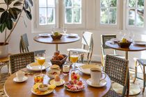 Petit-Déjeuner Villa