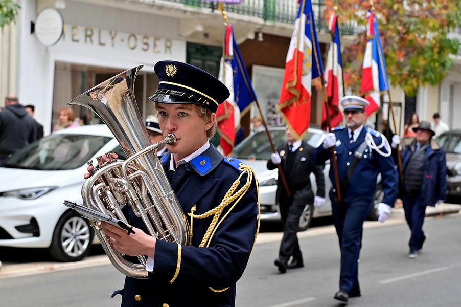 11 novembre - Cérémonie de commémoration de la victoire et de la paix, jour de l’anniversaire de l’Armistice, et hommage à tous les morts pour la France