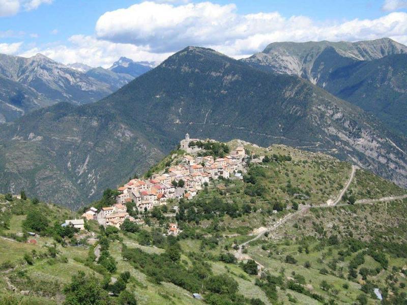 Gîte La Colle d'Ilonse-Village d'Ilonse-Ilonse-Gîtes de France des Alpes-Maritimes