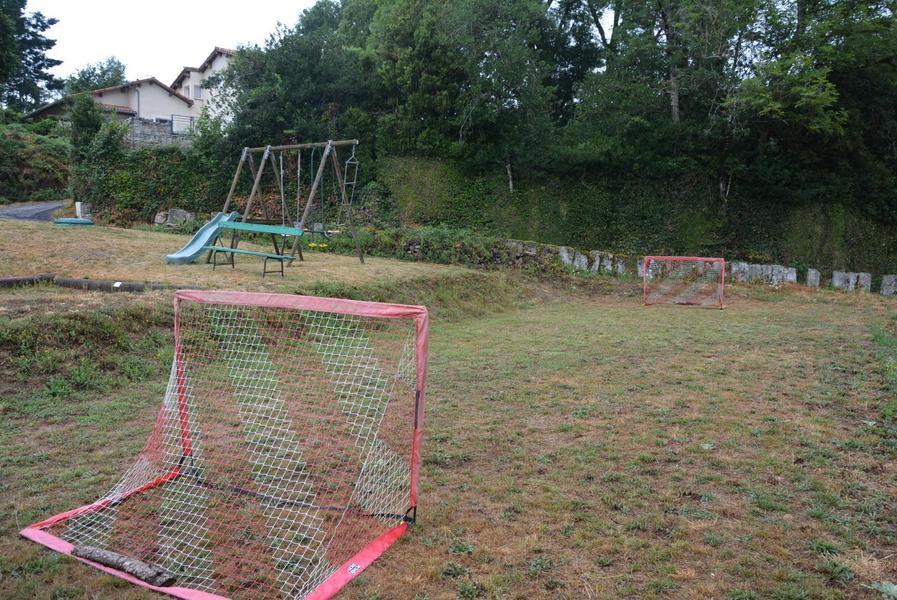 TERRAIN FOOT-BADMINTON