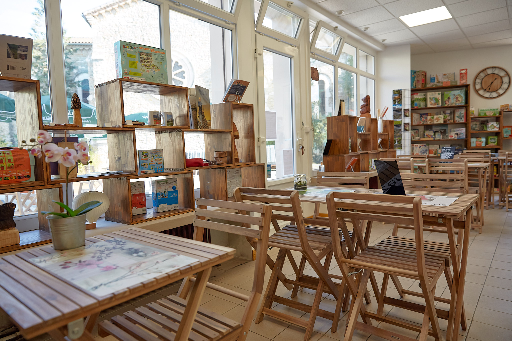 Le Café des Loisirs