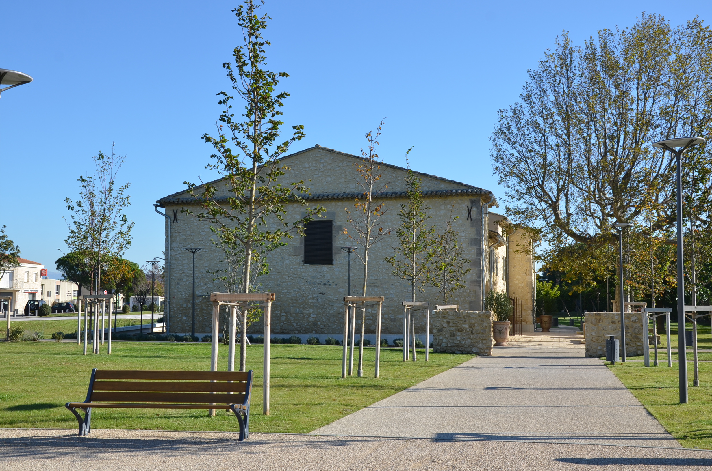Bouches-du-Rhône en Paysages : Plan d'Orgon, un carrefour d'autrefois, Plan-d'Orgon - photo 3