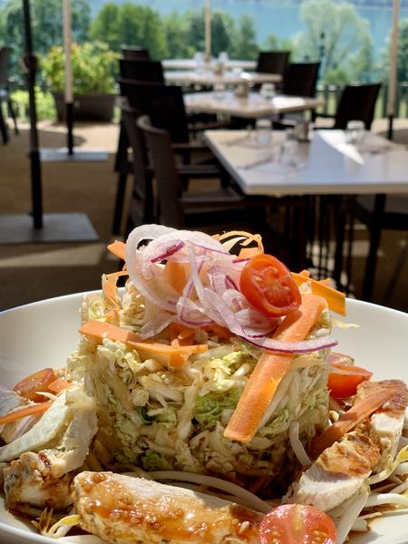 Restaurant Le Sougey - Terrasse au-dessus du lac