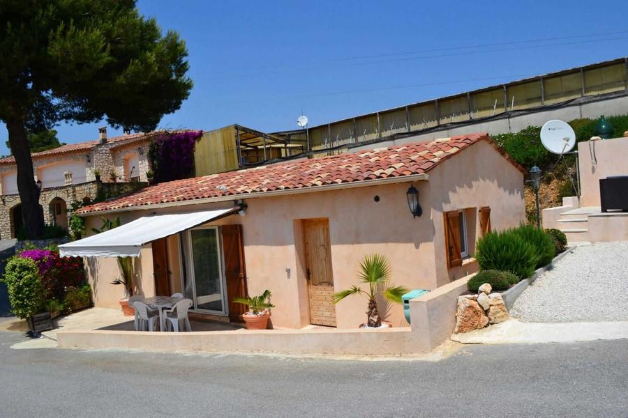 Gîte Petite Maison d'Amis-La Maison-La Gaude-Gîtes de France Alpes-Maritimes