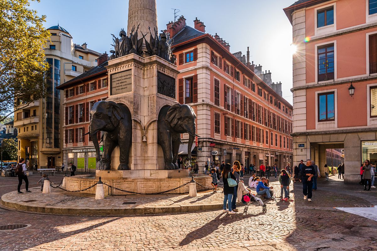 Place des éléphants - Chambéry